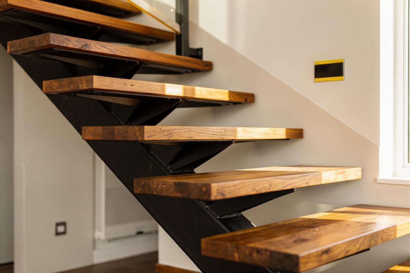 Tischgestelle Metall Und Holz – Artis Treppen